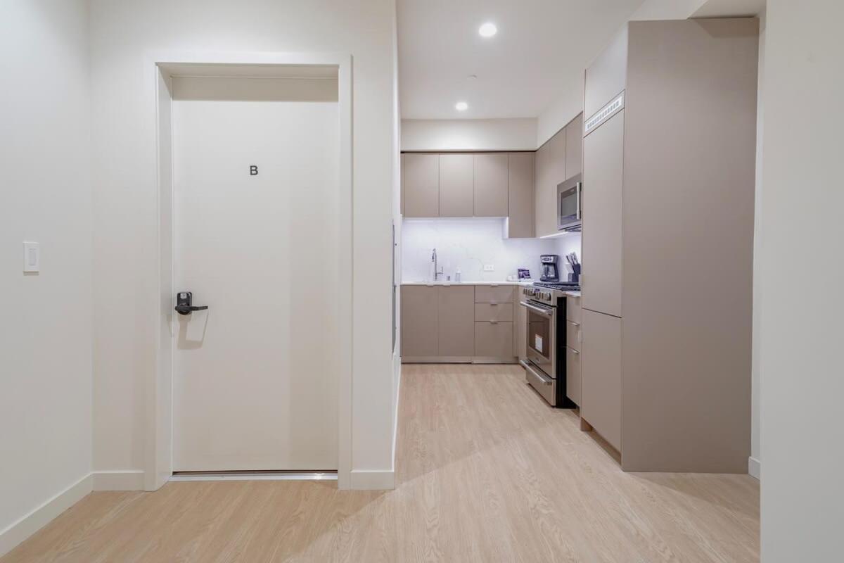 Stylish Near Ucla Coliving Suite W In Unit W&D Лос Анджелис Екстериор снимка